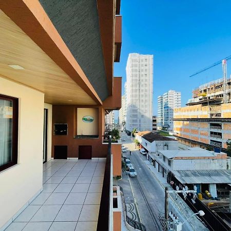 Apartamento Meia Praia - Itapema Luaran gambar
