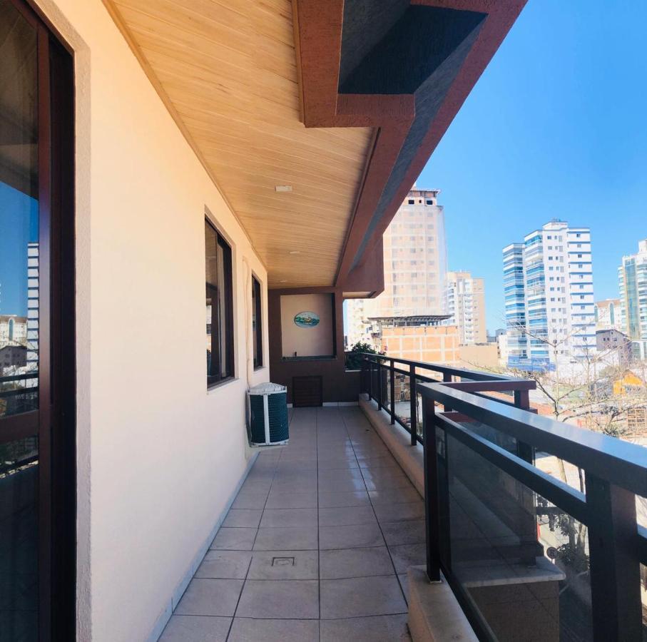 Apartamento Meia Praia - Itapema Luaran gambar